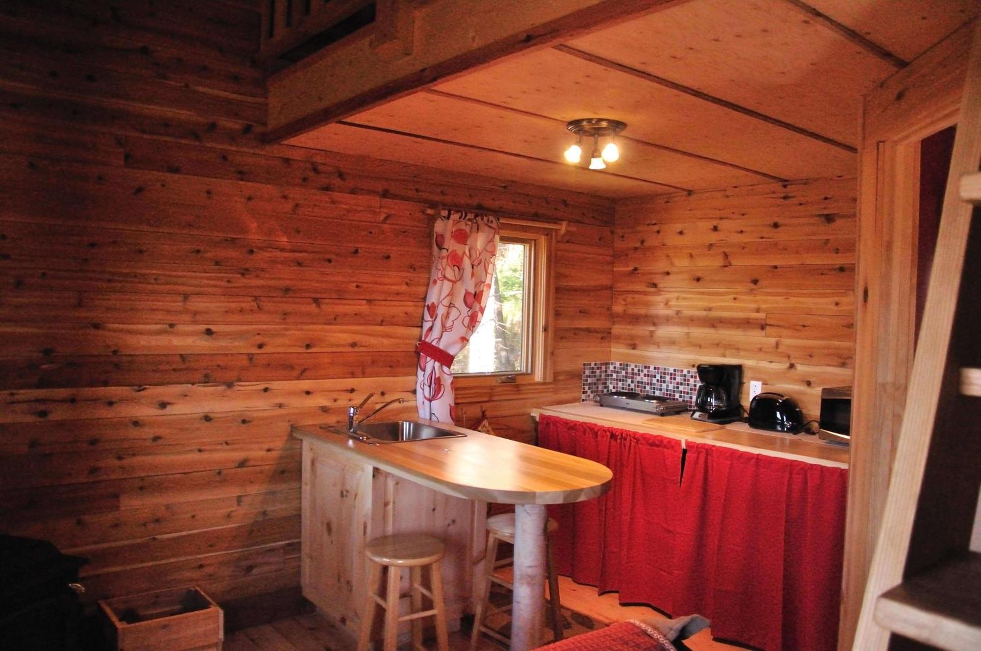 Les Cabanes Du Trappeur Wentworth-Nord Εξωτερικό φωτογραφία